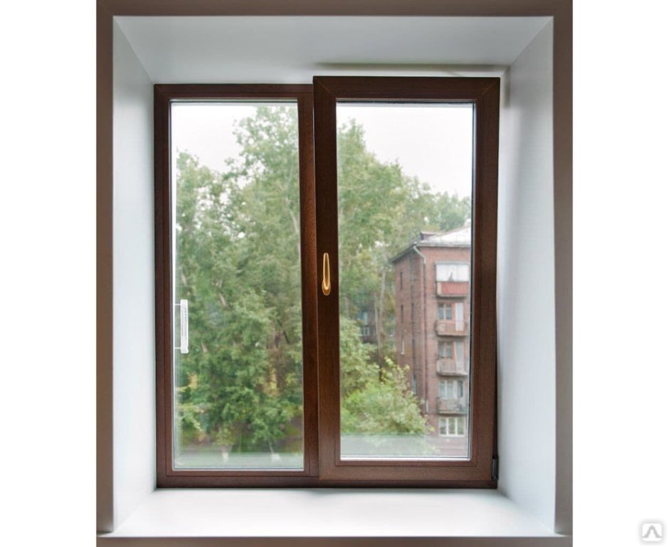 Квадратные окна в частном доме