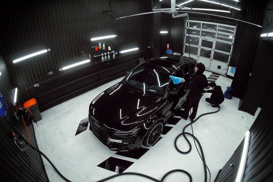 Стильные гаражи интерьер