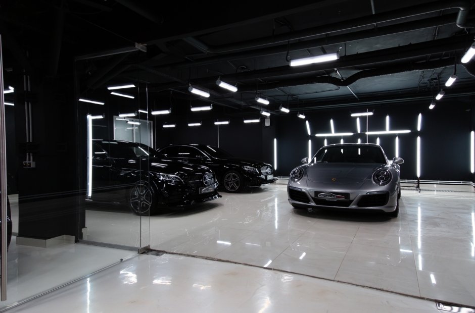 Детейлинг черные стены