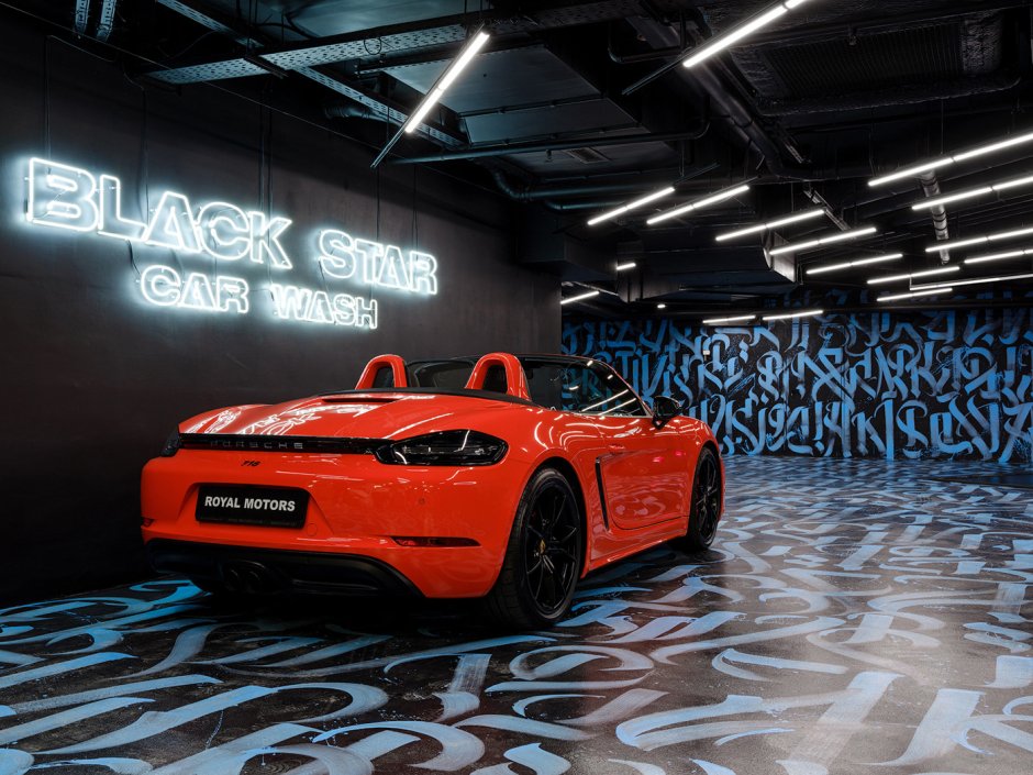 Свет для детейлинг студии