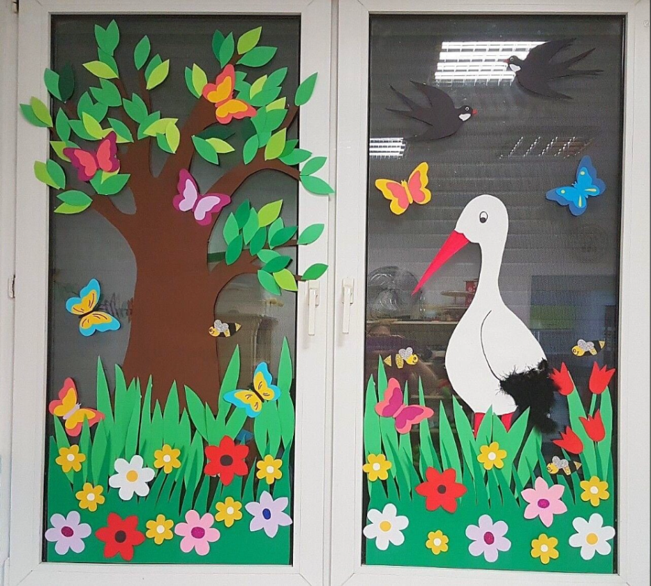 Украшение окон к весне в детском саду