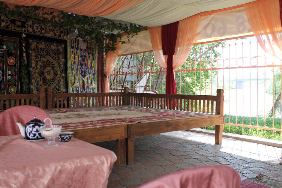 Топчан в средней Азии