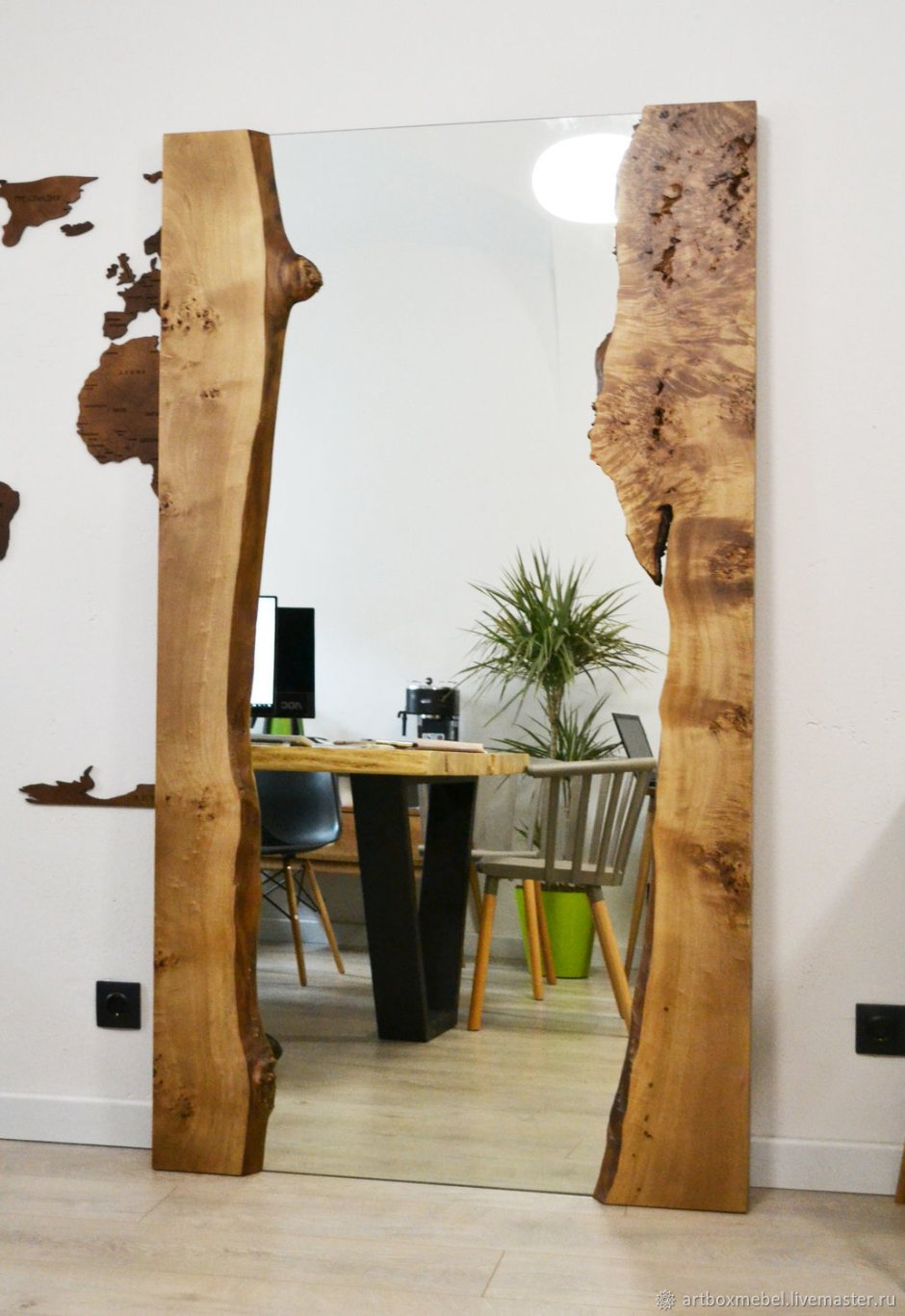 Зеркало из слэба дерева