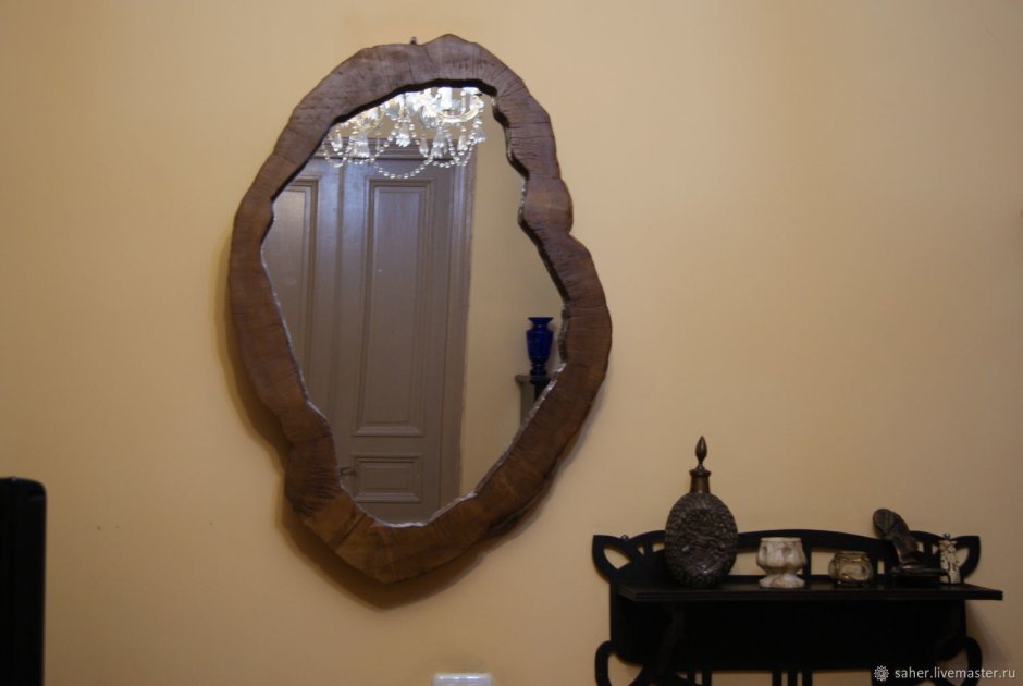 Дверь из слэба со смолой