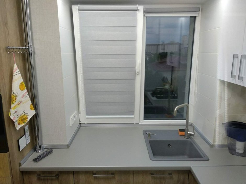 Мойка у окна в хрущевке