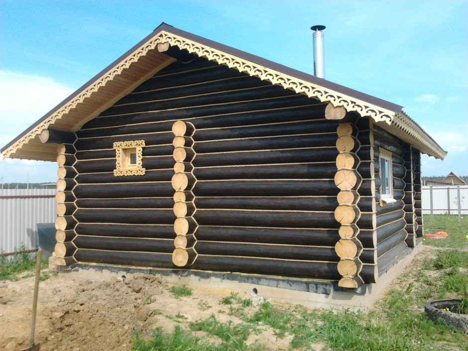 Баня из бревна снаружи