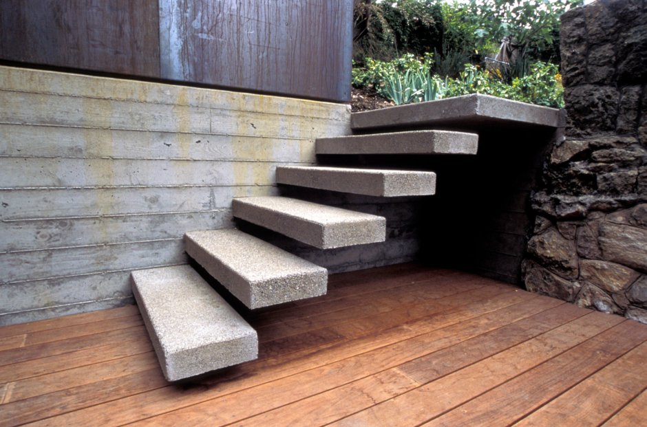 Ступени из декоративного бетона для лестниц