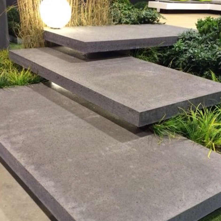Бетонные плиты для ступенек