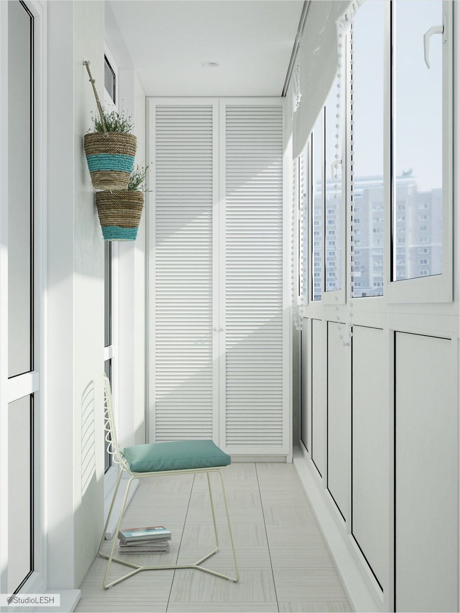 Шкаф на лоджию с жалюзийными дверцами