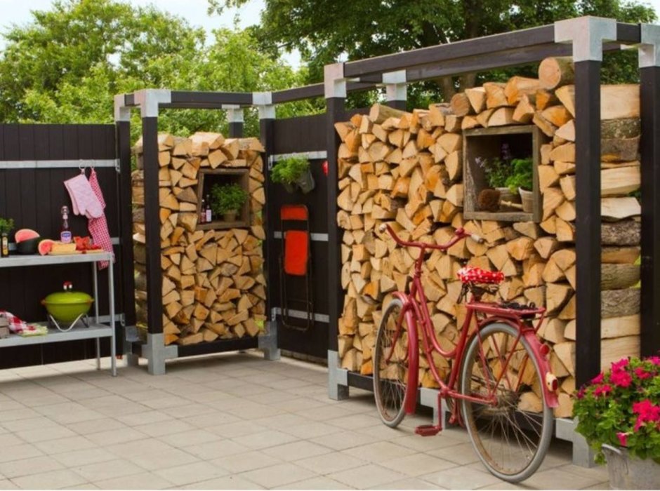 Забор из поленницы