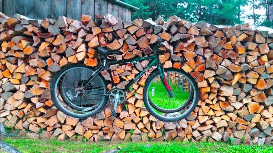 Дровенник на дачном участке своими руками из металла