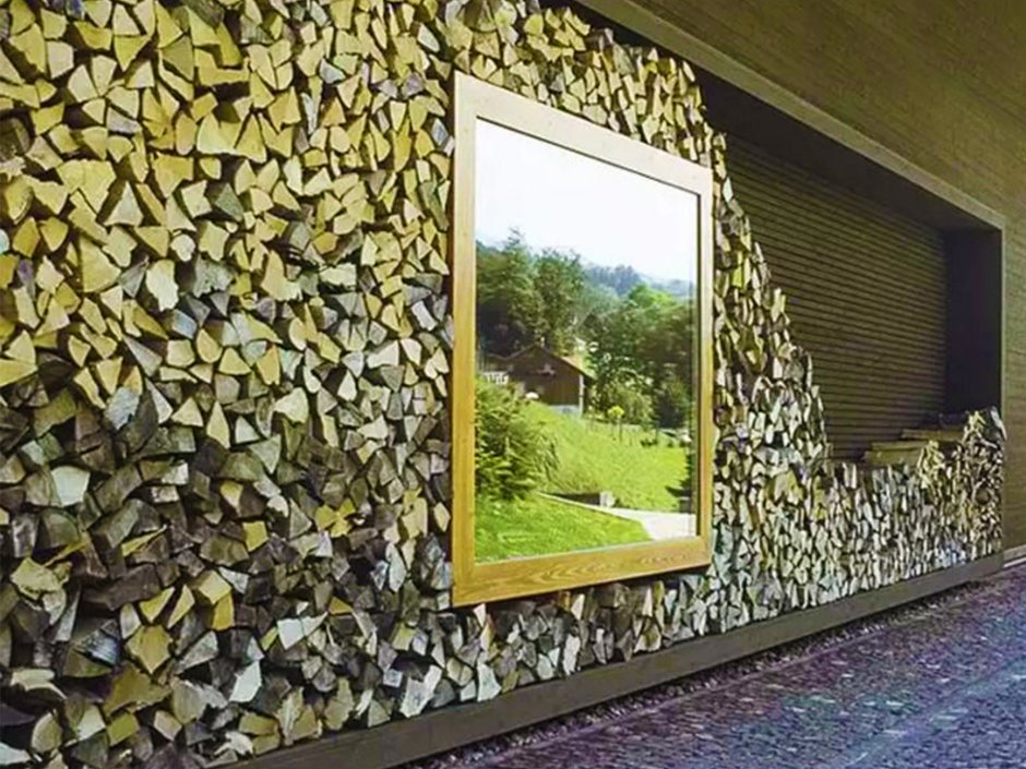 Дровяник пирамидой