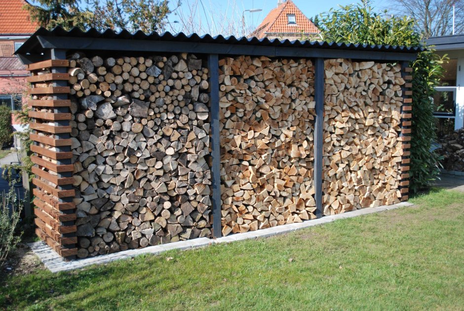 Оригинальные поленницы