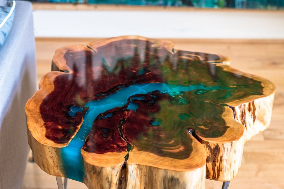 Стол слэб изумруд смола