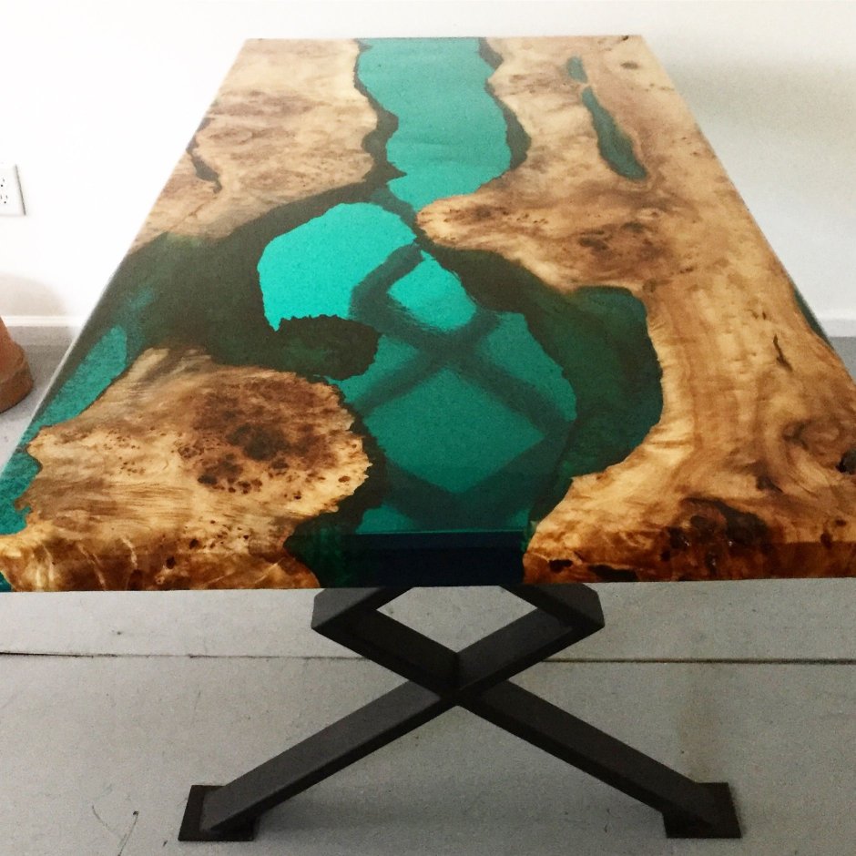 Журнальный стол дерево эпоксидка
