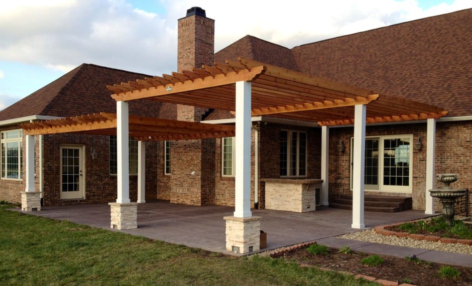 Одноэтажный дом с пристроенной террасой