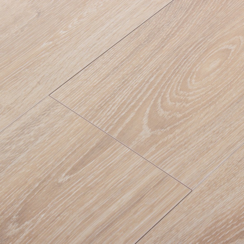 Ламинат дуб светлый Леруа