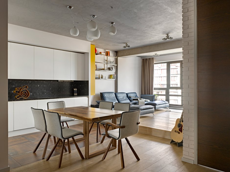 Кухня столовая с подиумом