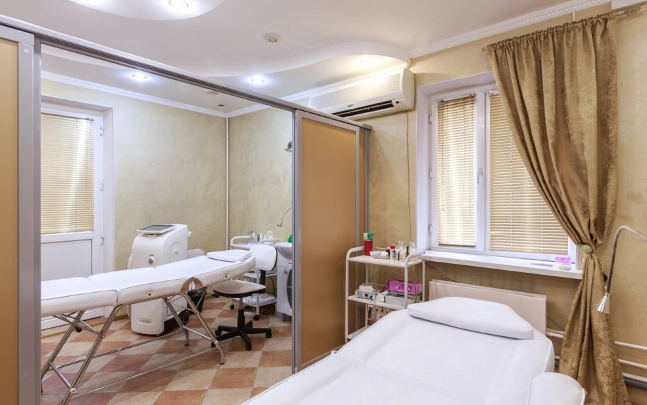 Шторы в кабинет косметолога