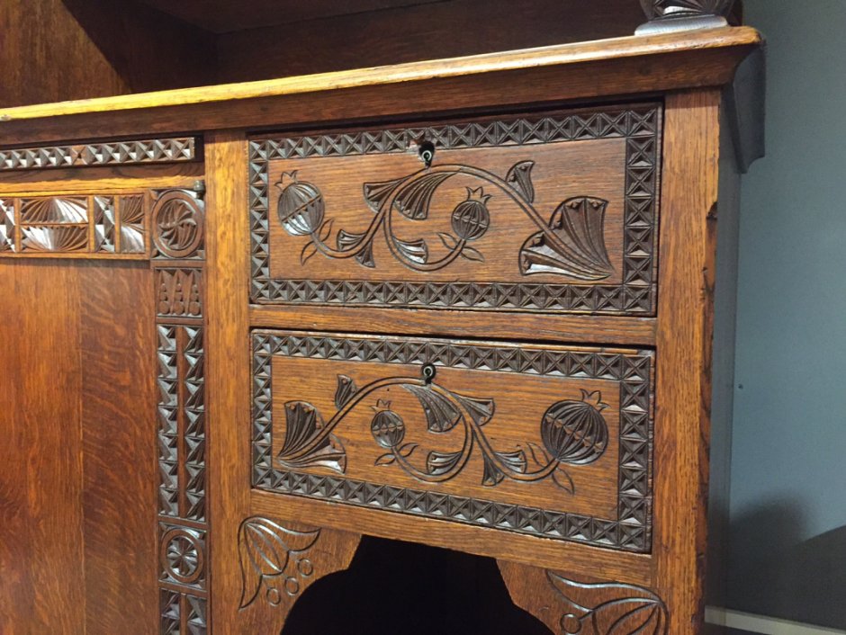 Столярно резчицкая мастерская в Абрамцево