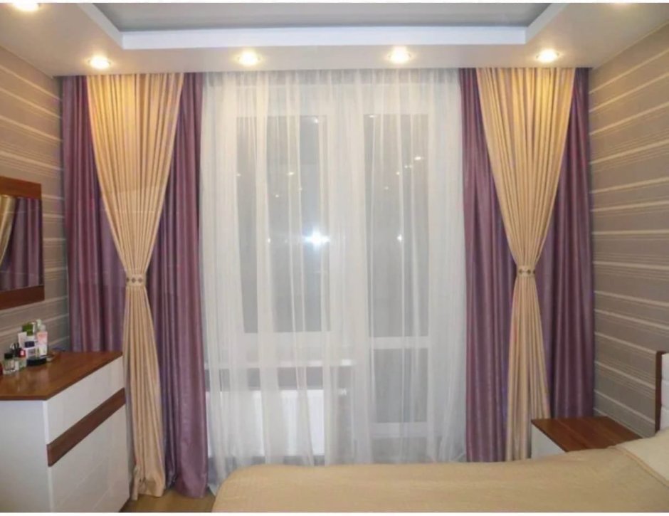 Комбинированные шторы из 2х цветов
