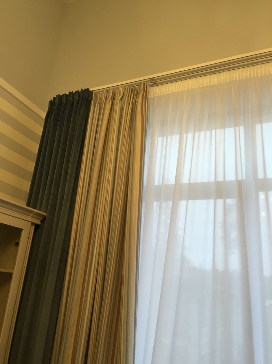 Шторы в зал красивые современные