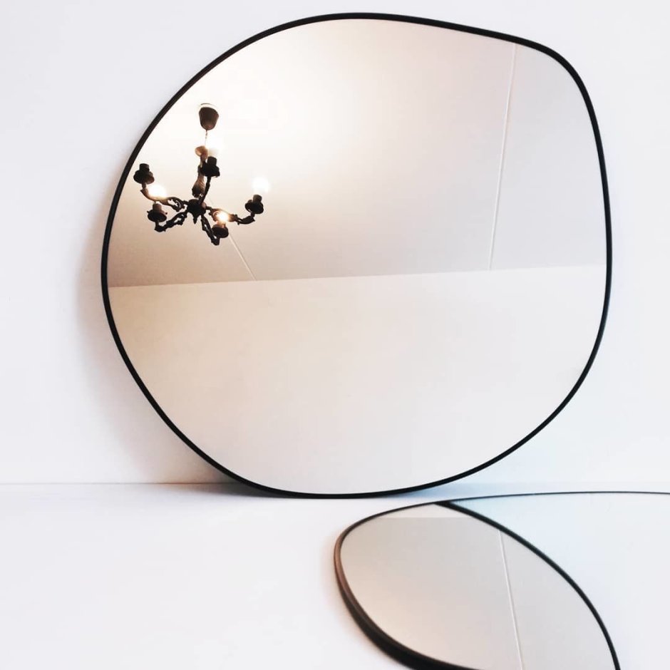 Круглое зеркало с фацетом