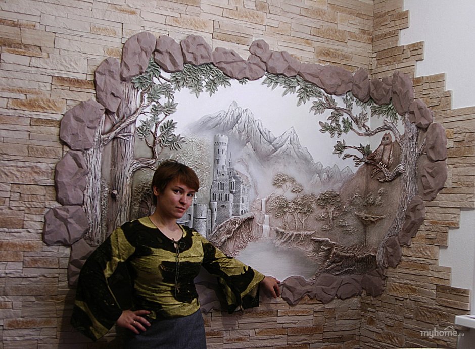 Барельеф в баре