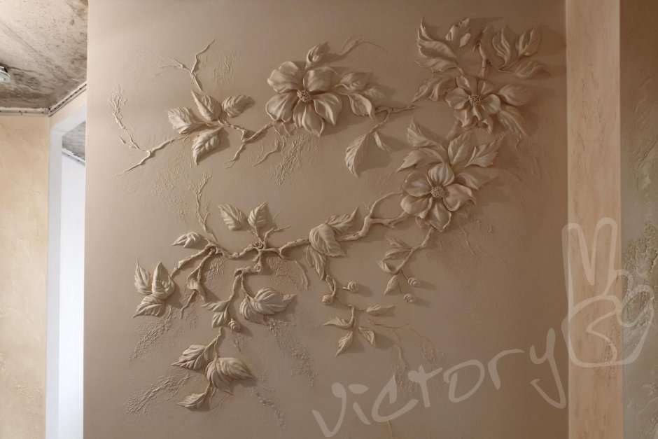 Леонид Ким барельеф Орхидея