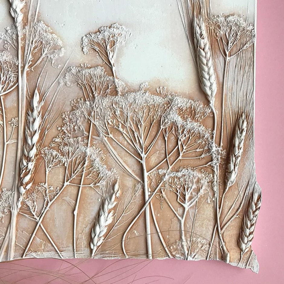 Яна Бикерт барельеф морской