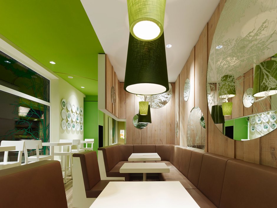 Интерьер кафе в зеленых тонах