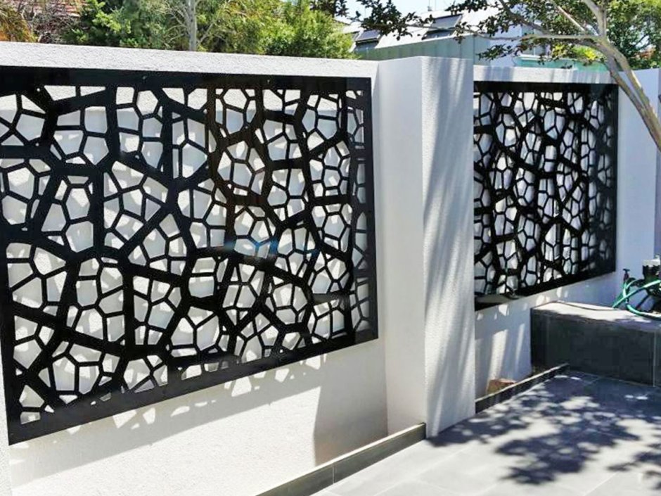 Оригинальные металлические заборы