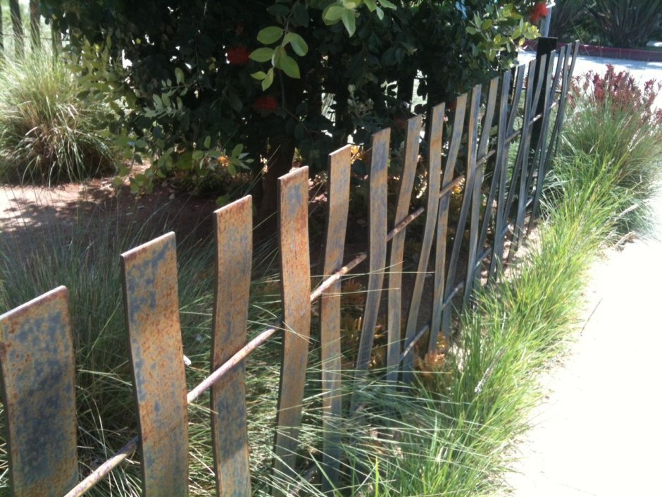 Оригинальный забор