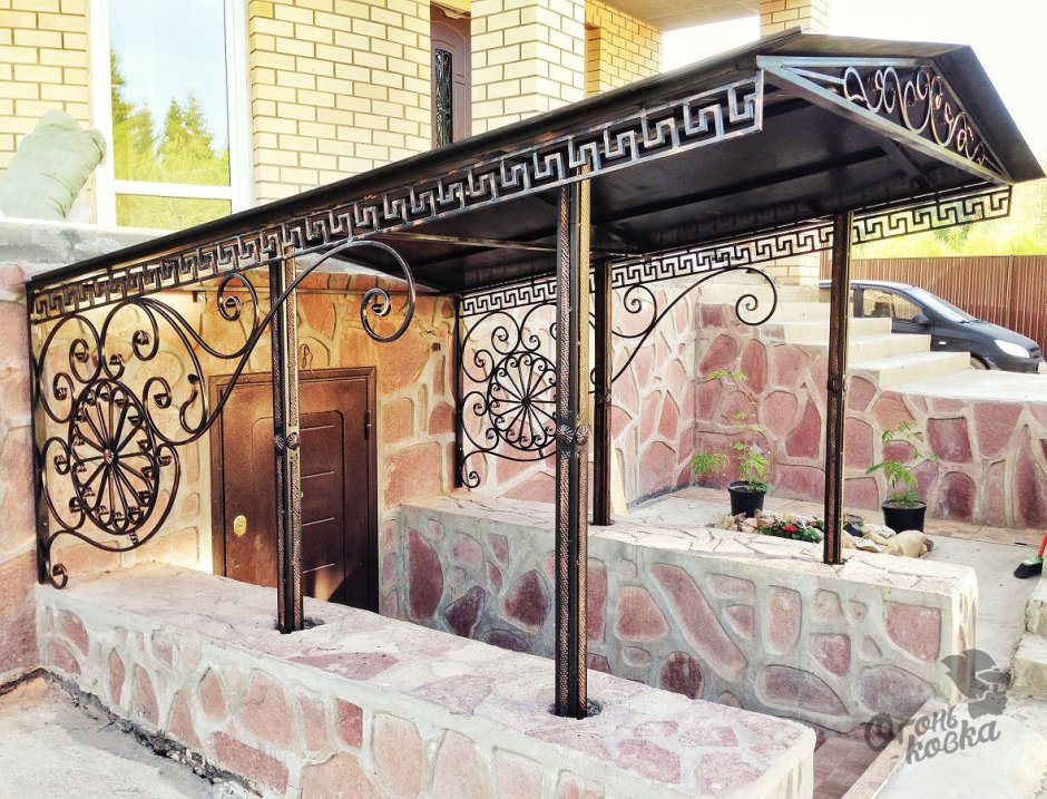 Кованые козырьки