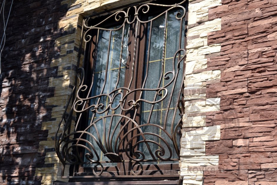 Выпуклые решетки на окна