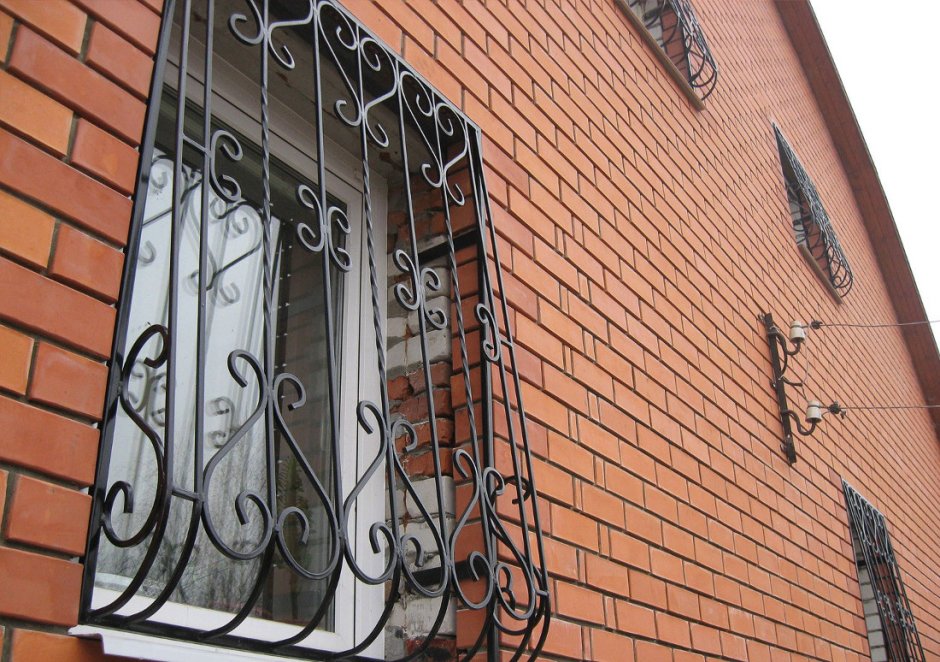 Решетки на окна бюджетный вариант