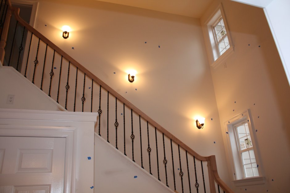 Светильник на лестничную площадку