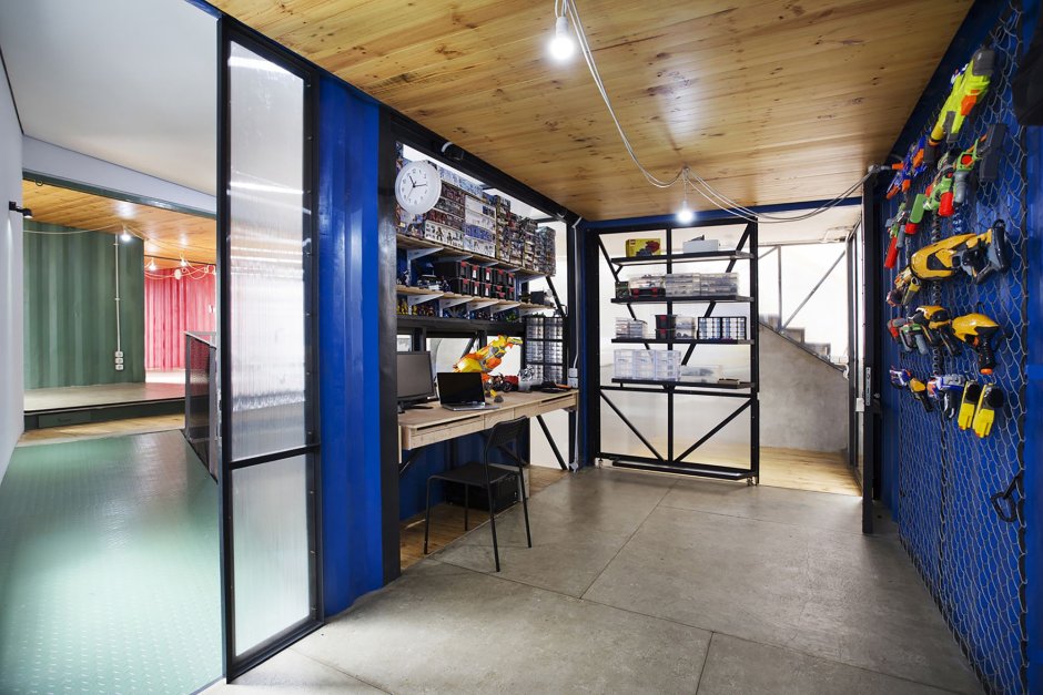 Мастерская в контейнере 20 футов