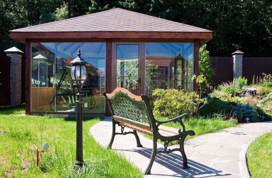 Ротонда из дагестанского камня