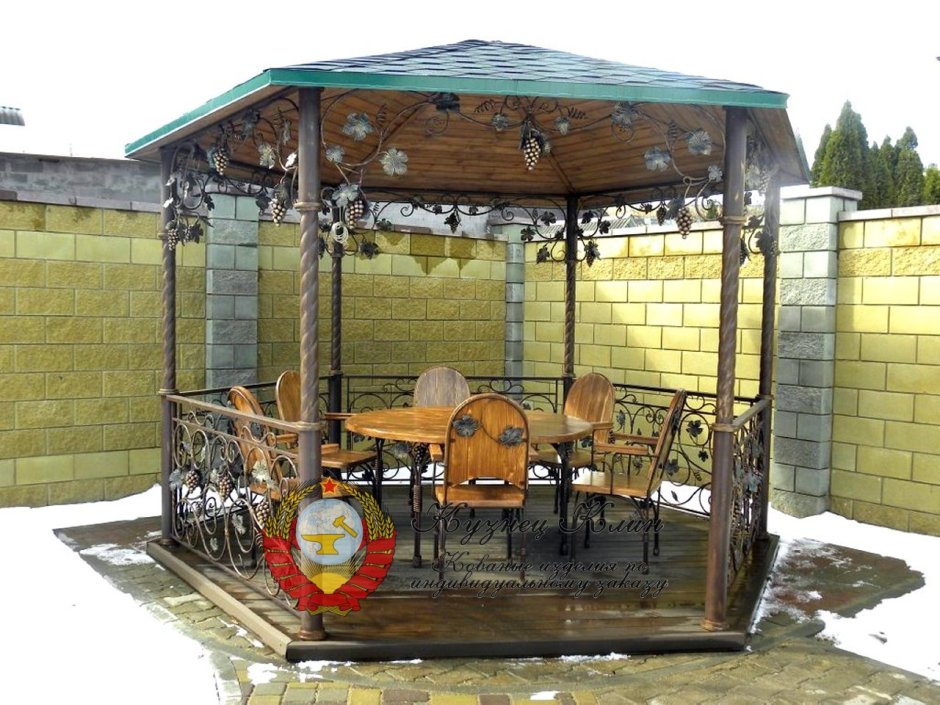 Беседка из металла