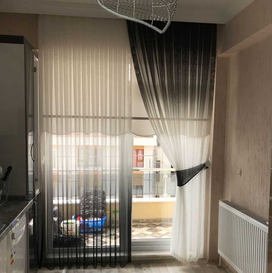 Шторы из бусин в дверной проем