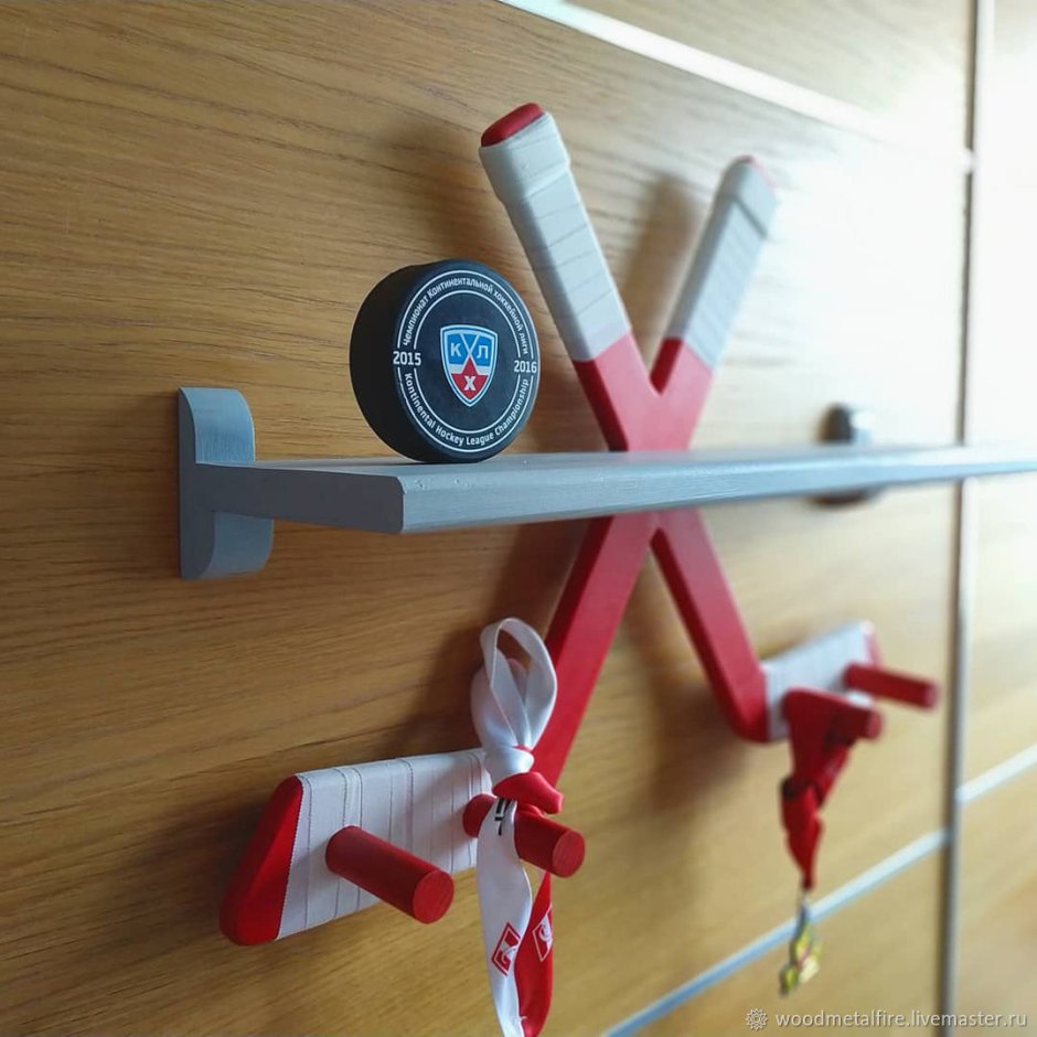 Сушилка для хоккейной формы из канализационной трубы