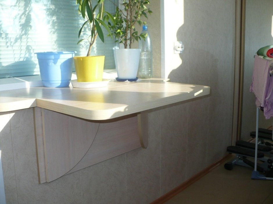 Выдвижной подоконник-столешница