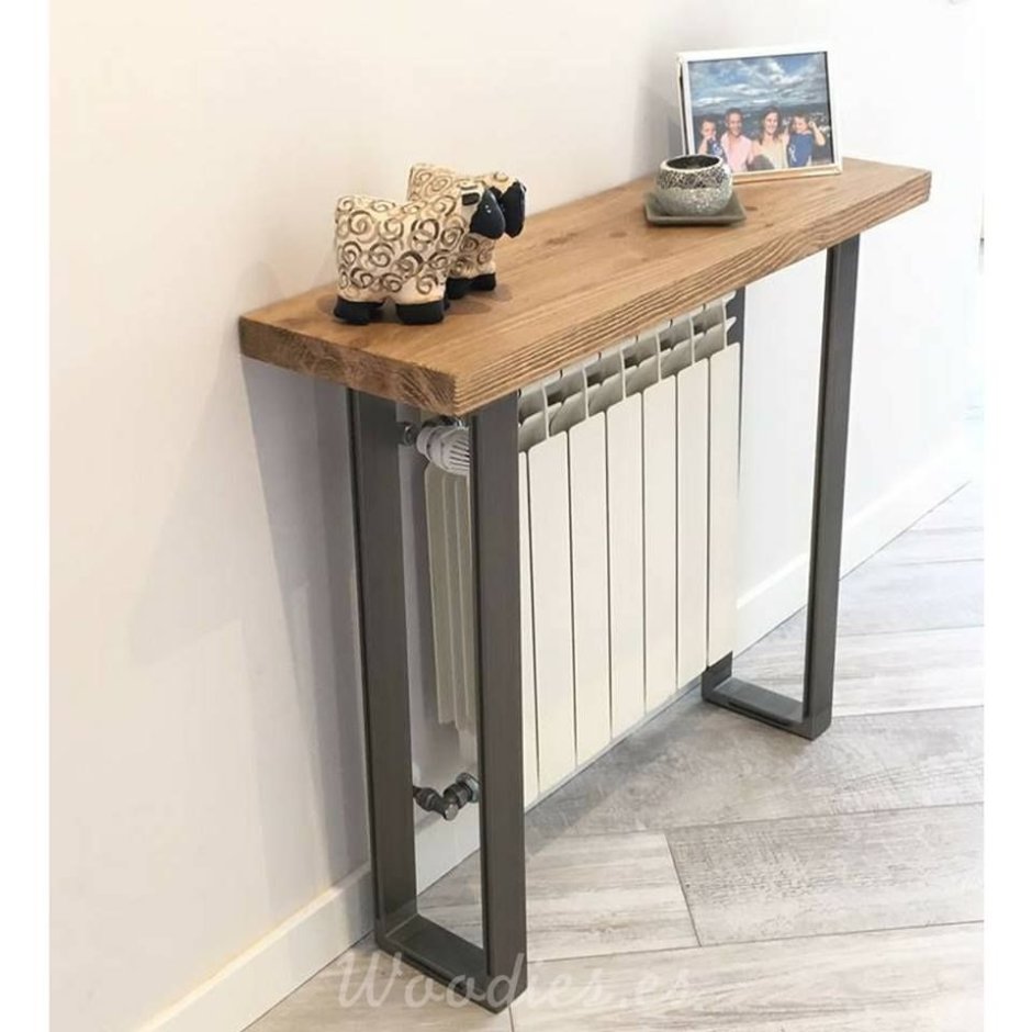 Письменный стол у окна складной