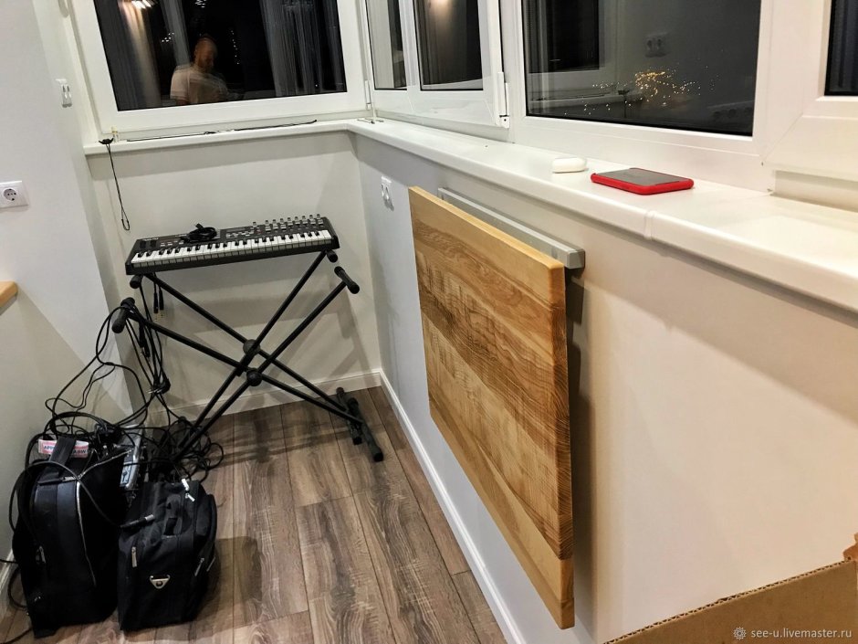 Складной столик на балкон