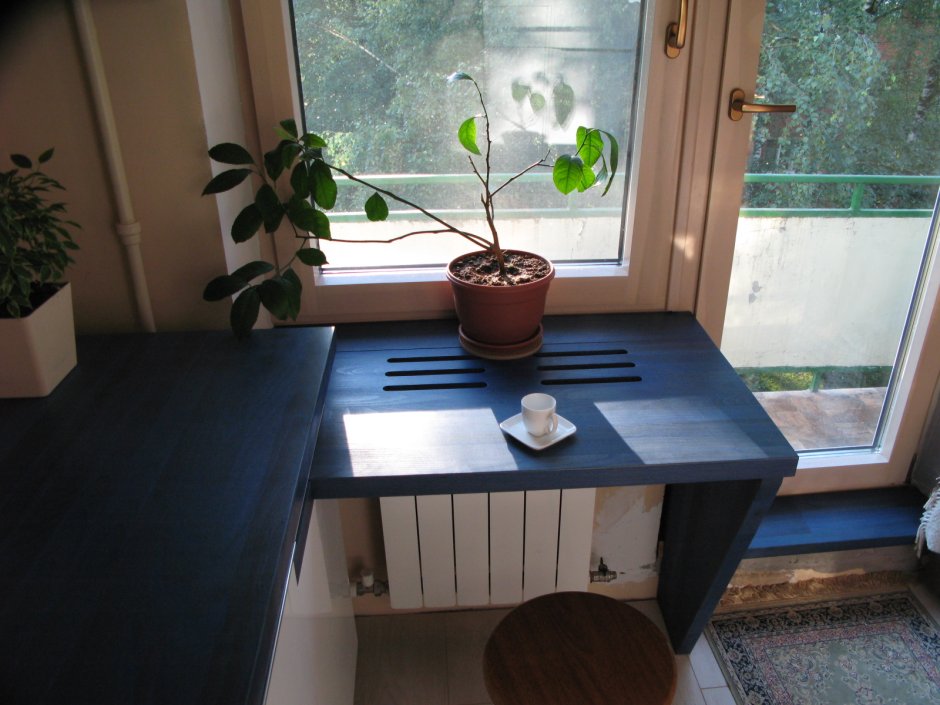 Стол от подоконника складной