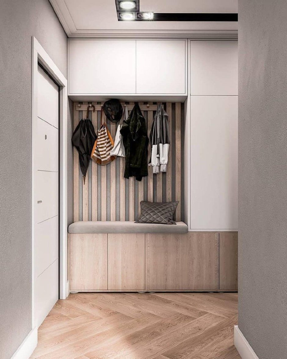 Прихожая с гардеробной комнатой