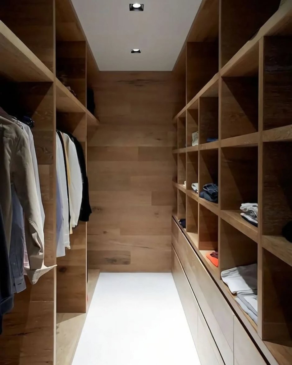 Гардеробная в прихожей