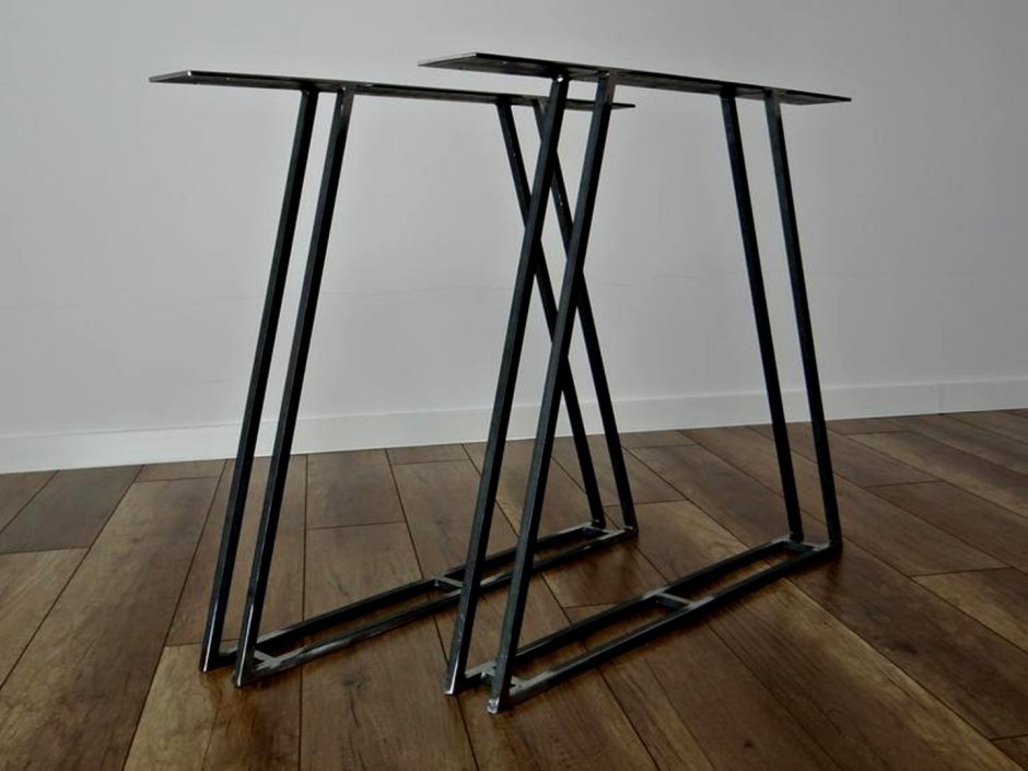 Металлические ножки на колесиках для стола