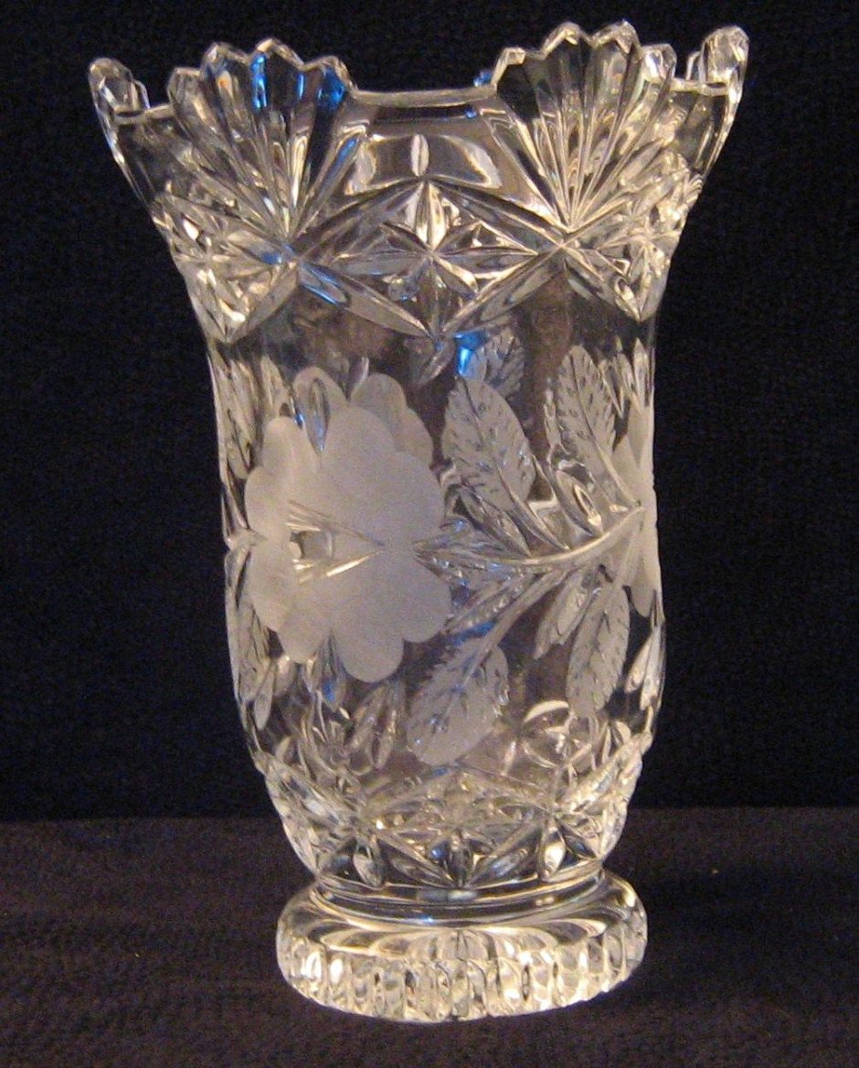 Декор хрустальной вазы
